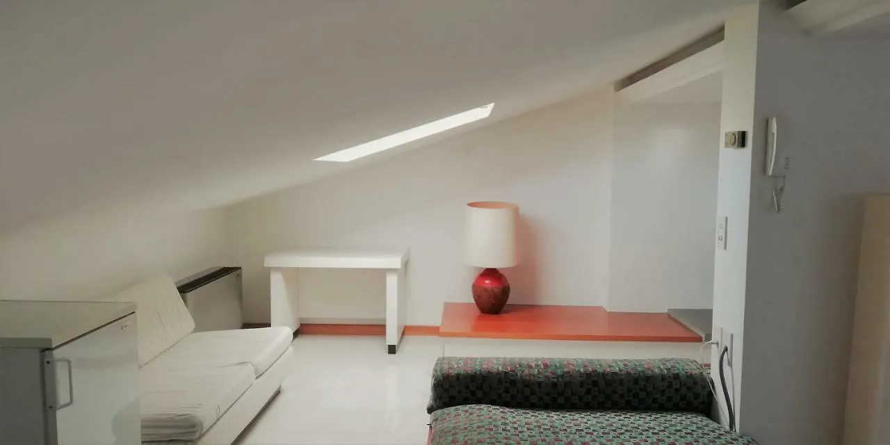 Accommodatie bij particulieren L'Alloggio Di Anna Maria Mansarda Con Bagno Privato Empoli Italië